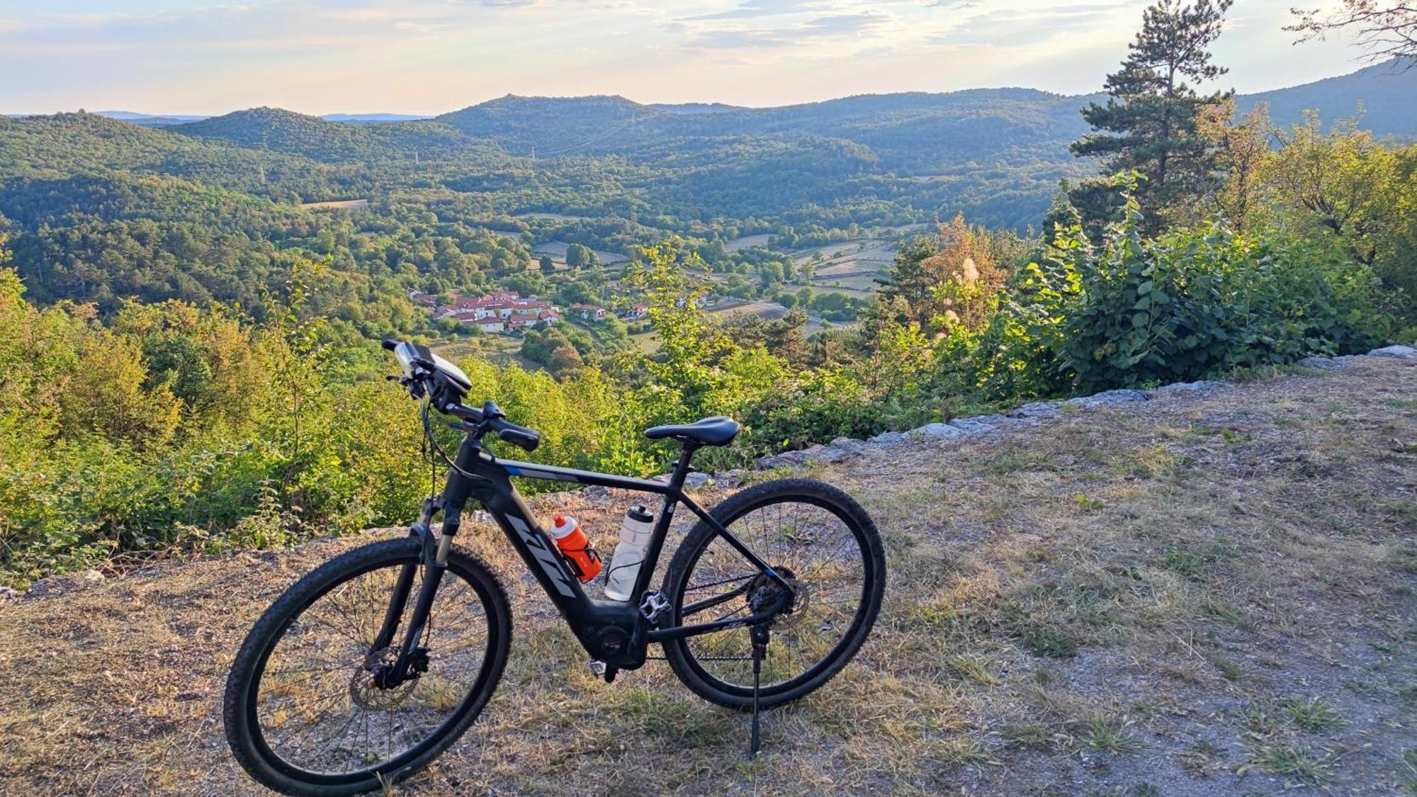 Apartma Jezevi Sežana Esterno foto