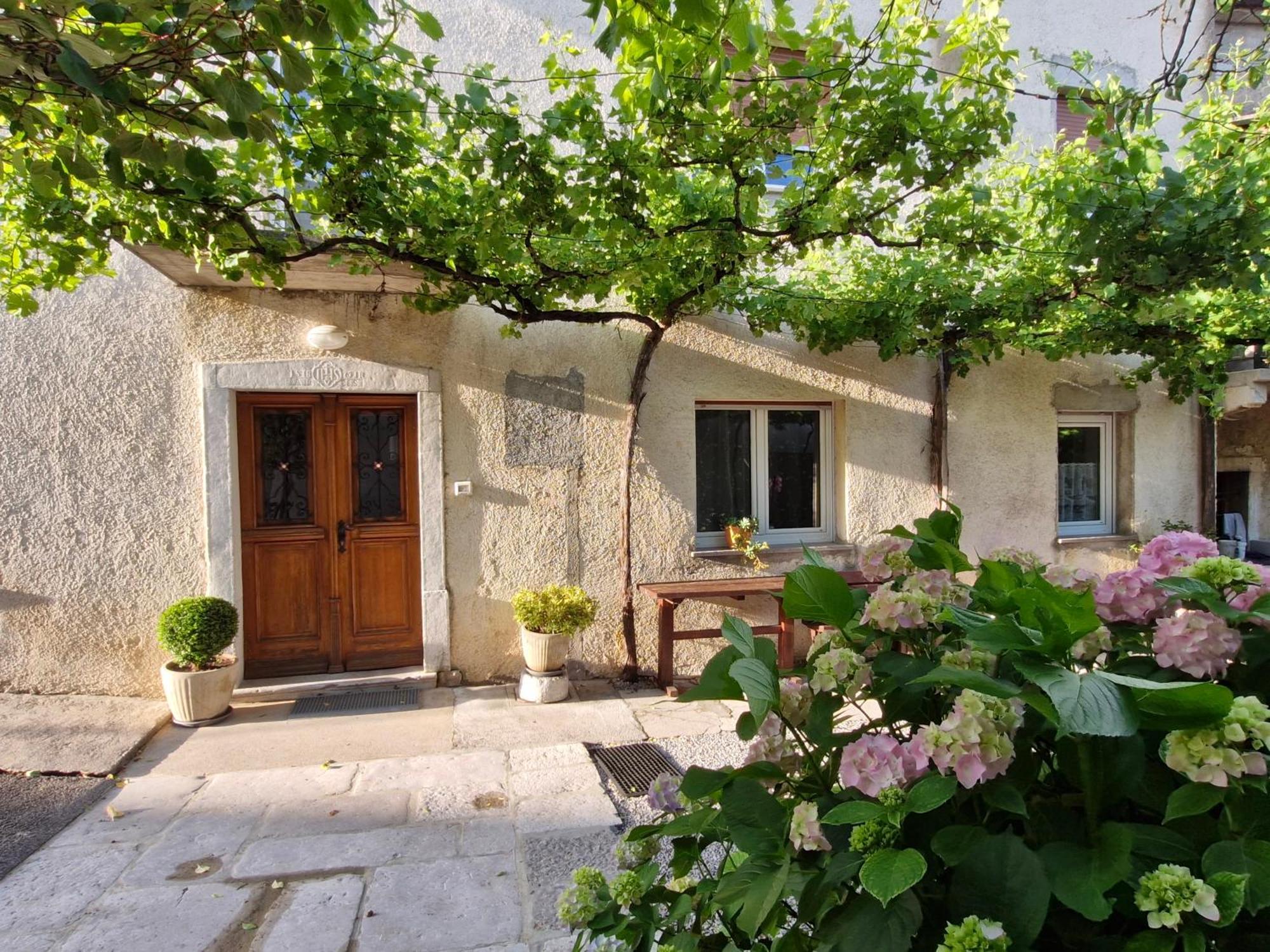 Apartma Jezevi Sežana Camera foto